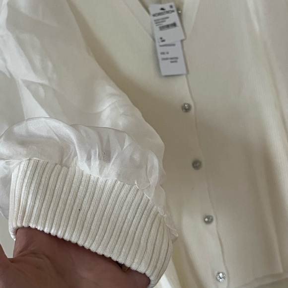 New! Design 365 Designer Brand Elegant White V-Neck Women's Sweater Medium - Picture 11 of 16